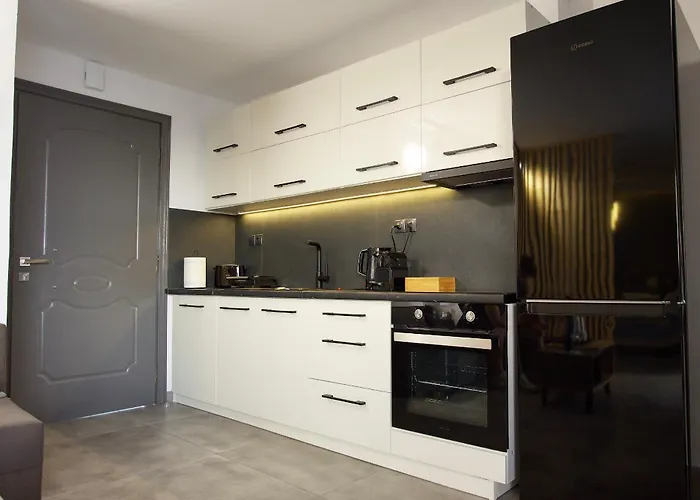 Kiriakos Apartment